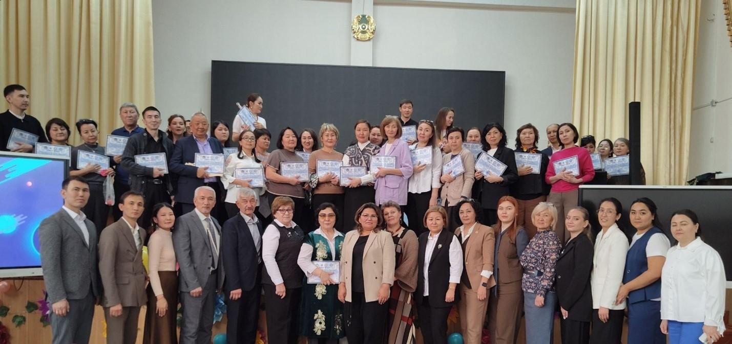 «Жоба құзіреттілігіндегі инновациялық қадамдар: STEM білім беру призмасы арқылы көркем еңбек сабағындағы SMART – технологиялардың интеграциясы» атты Р